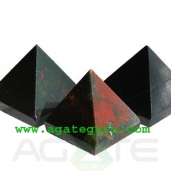 Bloodstone Crystal Pyramid : Wholesale Pyramids Khambhat Supplier